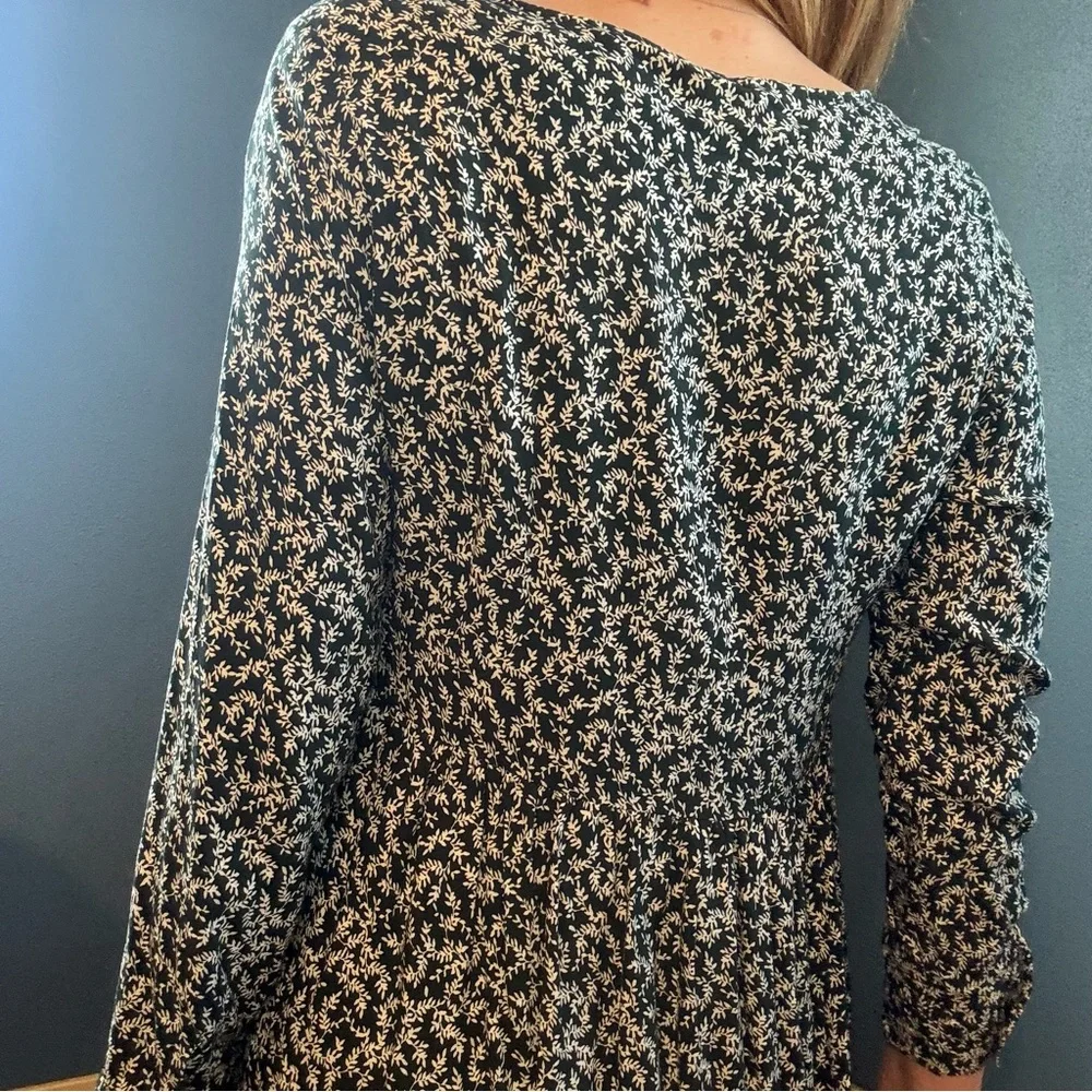 Dark Green & White Long Sleeve Leaf Print Maxi Dress size Medium - Picture 6 of 10